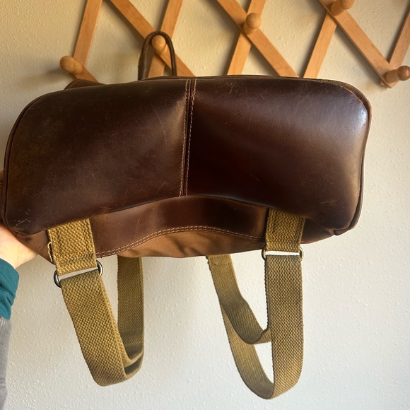 Vintage Eddie Bauer | Leather & Canvas Backpack - Picture 9 of 9